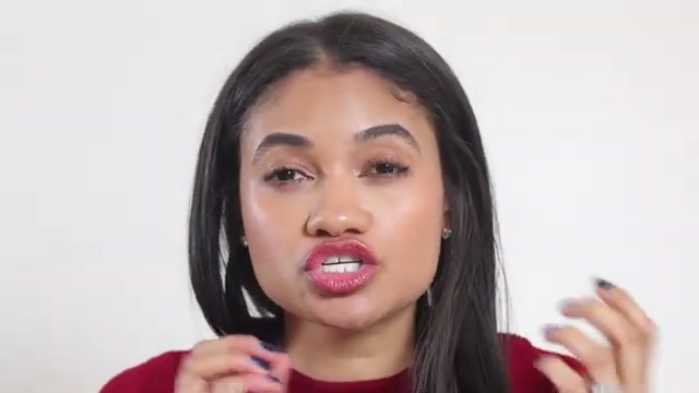 Lip Shape Defining Lip Liner