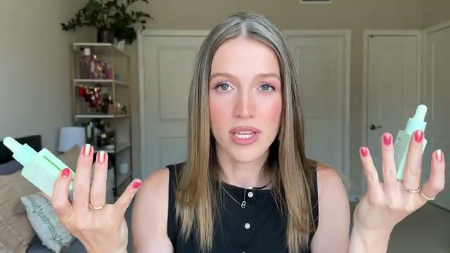 @theelenakoira reviewing Divi Scalp Serum at 19:34 in a YouTube Shorts video