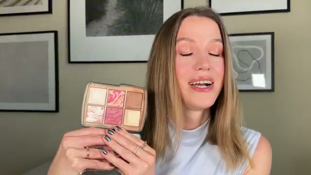 @theelenakoira reviewing Hourglass Ambient Lighting Edit Unlocked Palette at 13:27 in a YouTube Shorts video