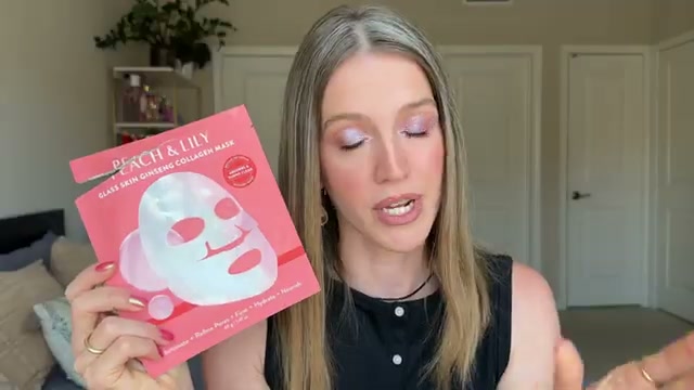 @theelenakoira reviewing Peach & Lily Glass Skin Ginseng Collagen Mask at 13:32 in a YouTube Shorts video