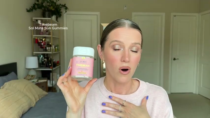@theelenakoira reviewing Time Beam Beauty Soulmate Sun Gummies at 17:54 in a YouTube Shorts video