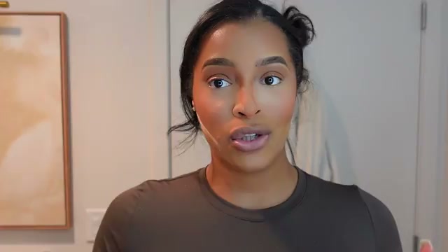@thekylesisters reviewing MAC Cosmetics Studio Fix Powder at 30:52 in a YouTube Shorts video