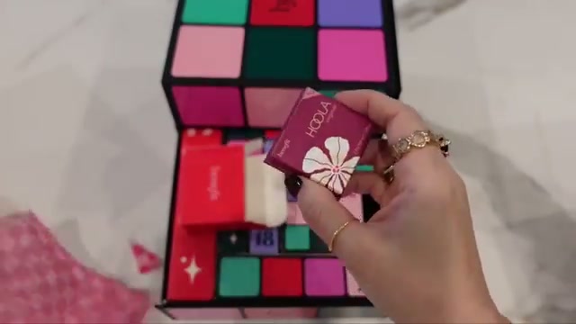 Hoola Matte Bronzer