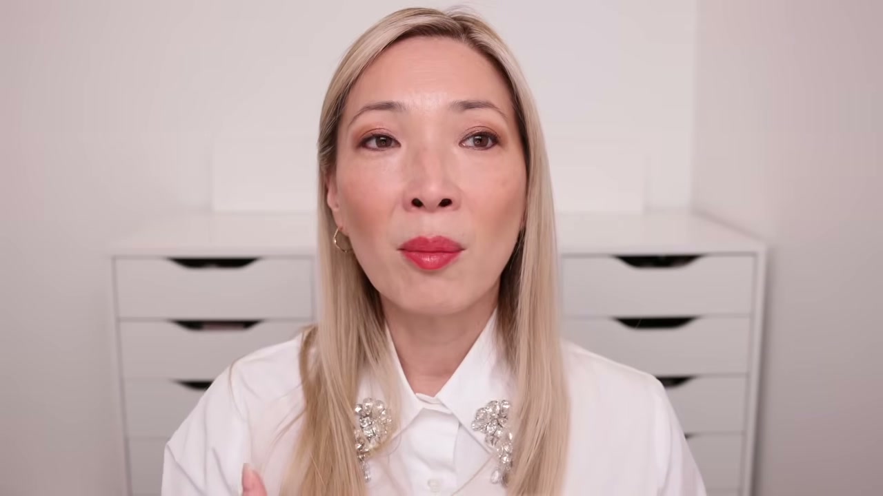 @themichelewang reviewing Cle De Peau Brightening Treatment Supreme Mask at 03:19 in a YouTube Shorts video