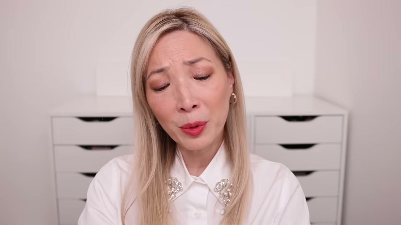 @themichelewang reviewing Marc Jacobs Born Star Matte Cream to Powder Single Eyeshadows at 15:24 in a YouTube Shorts video