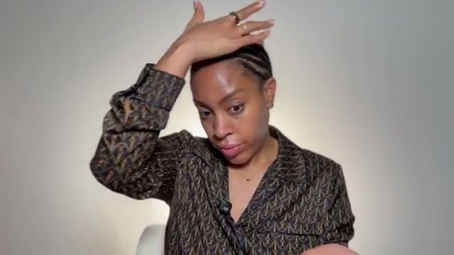 @tiffanylumpkintv reviewing Everyday Hair Honeycomb Scalp Oil at 16:53 in a YouTube Shorts video