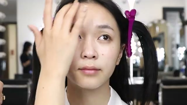 tina_yong mentioning CODE GLOKOLOR Fix-on Primer Tone Base at 01:44 in their YouTube video