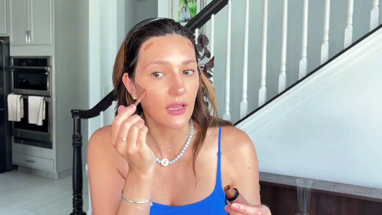 Dew Bronze Soft-Focus Effortless Liquid Bronzer