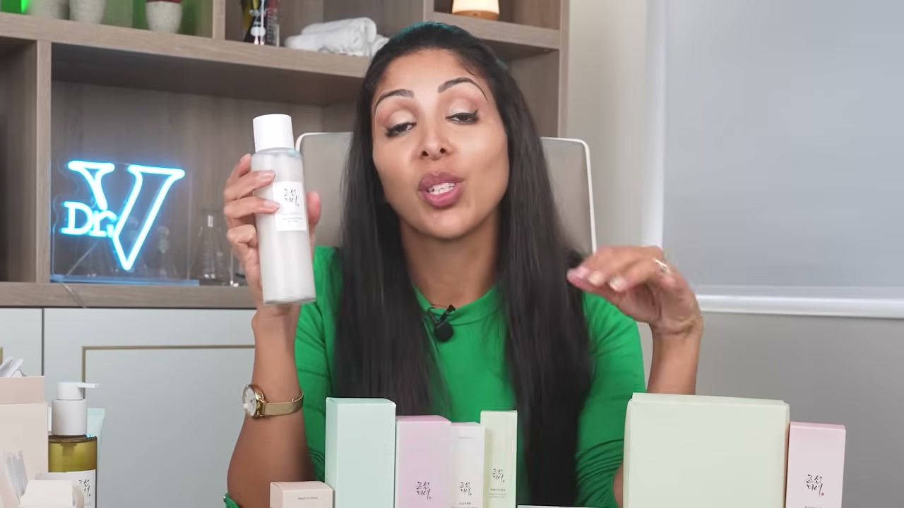 @vanitarattan reviewing Beauty of Joseon Glow Replenishing Rice Milk at 03:38 in a YouTube Shorts video