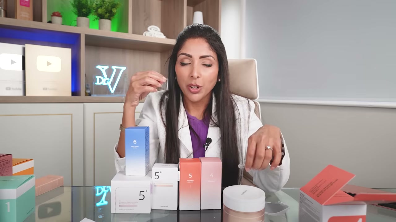 @vanitarattan reviewing numbuzin No 4 Pore Zero Toner Pad at 13:40 in a YouTube Shorts video