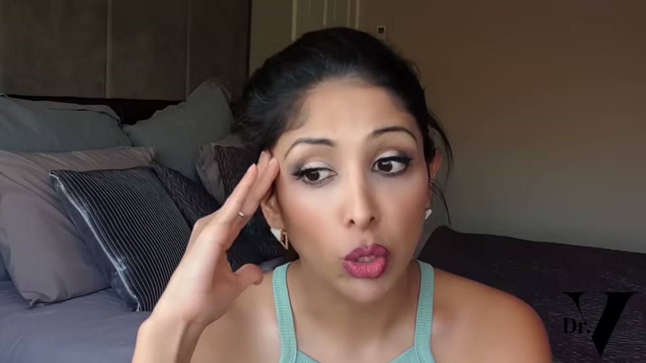 @vanitarattan reviewing Ole Henriksen Balancing Force Oil Control Toner at 23:07 in a YouTube Shorts video