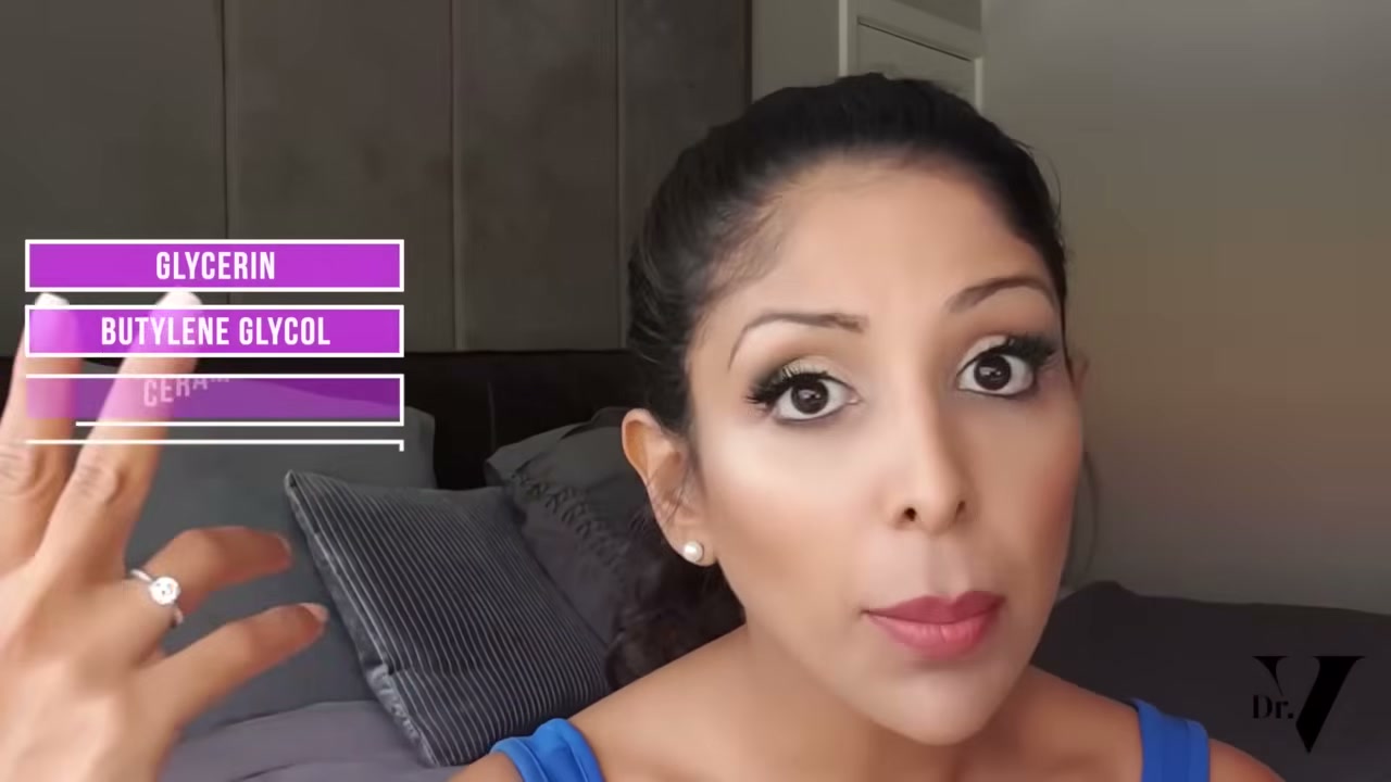 @vanitarattan reviewing Paula's Choice Pore Reducing Toner at 30:02 in a YouTube Shorts video