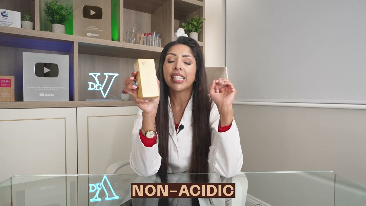 @vanitarattan reviewing Skin Care by Dr V Vitamin C Glow Serum at 01:32 in a YouTube Shorts video