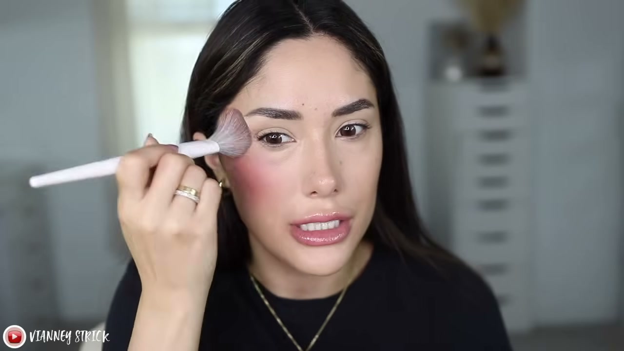 @vianneystrick reviewing MAKE UP FOR EVER Artist Liquid Color Waterproof Liquid Blush for Lip + Cheek at 07:03 in a YouTube Shorts video